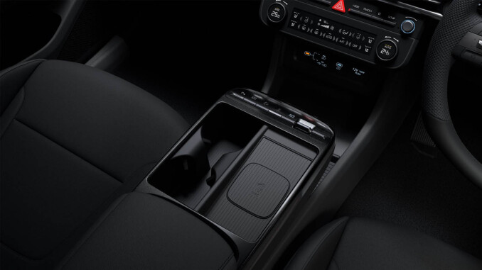 Hyundai TUCSON 1.6T Plug-in Hybrid Premium 5dr 4WD Auto Estate - Image 4